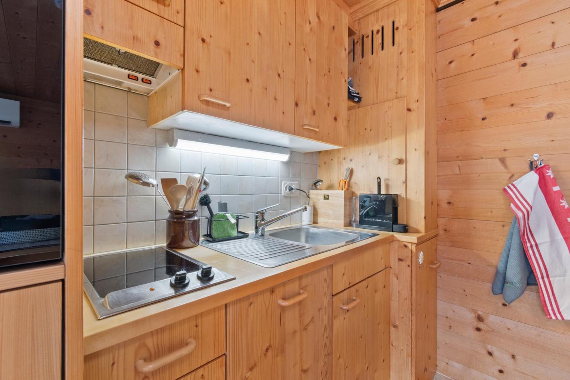Gemuetliches Chalet Mit Privater Sauna Und Schoener Aussicht Kublis Bagian luar foto